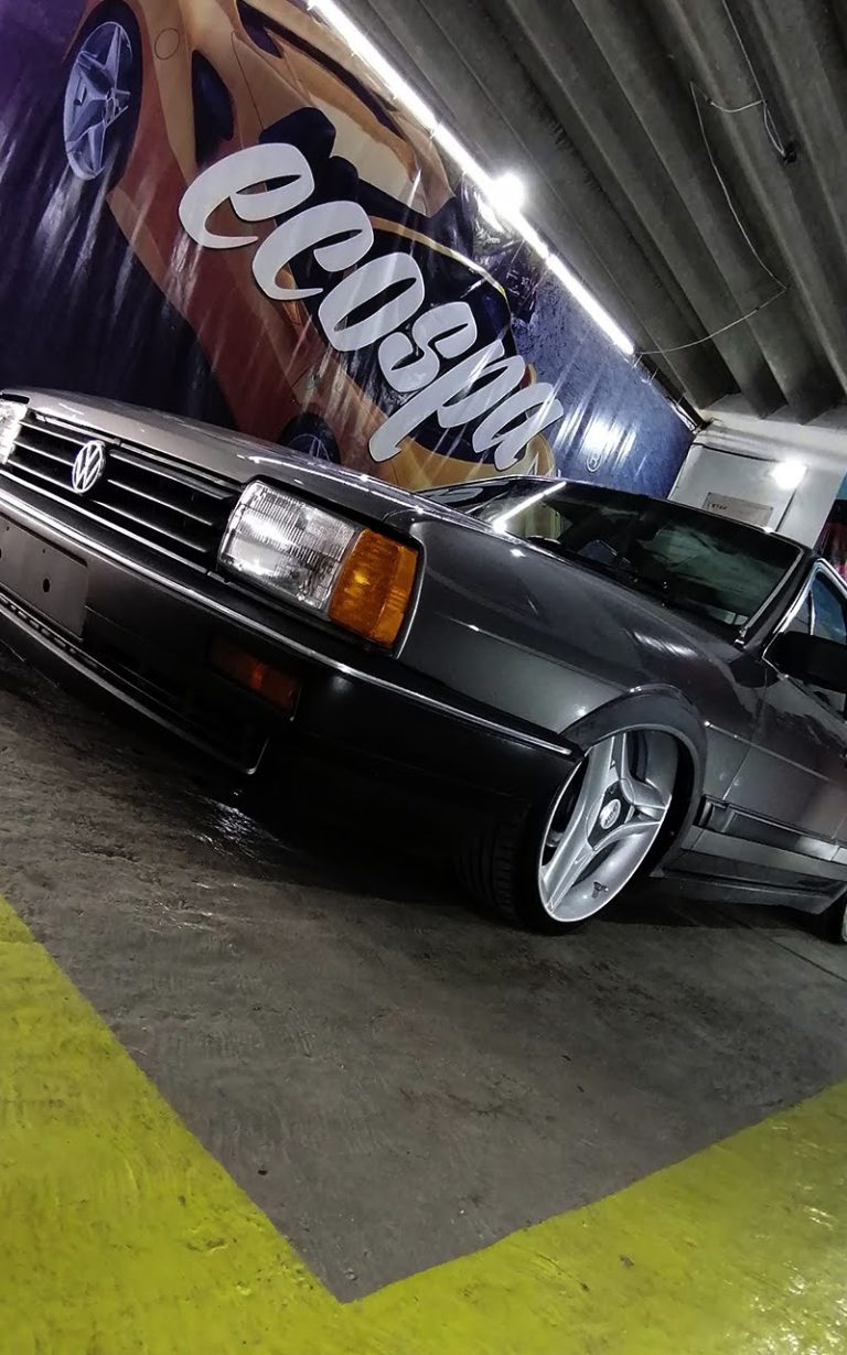 corsar auto antiguo detallado