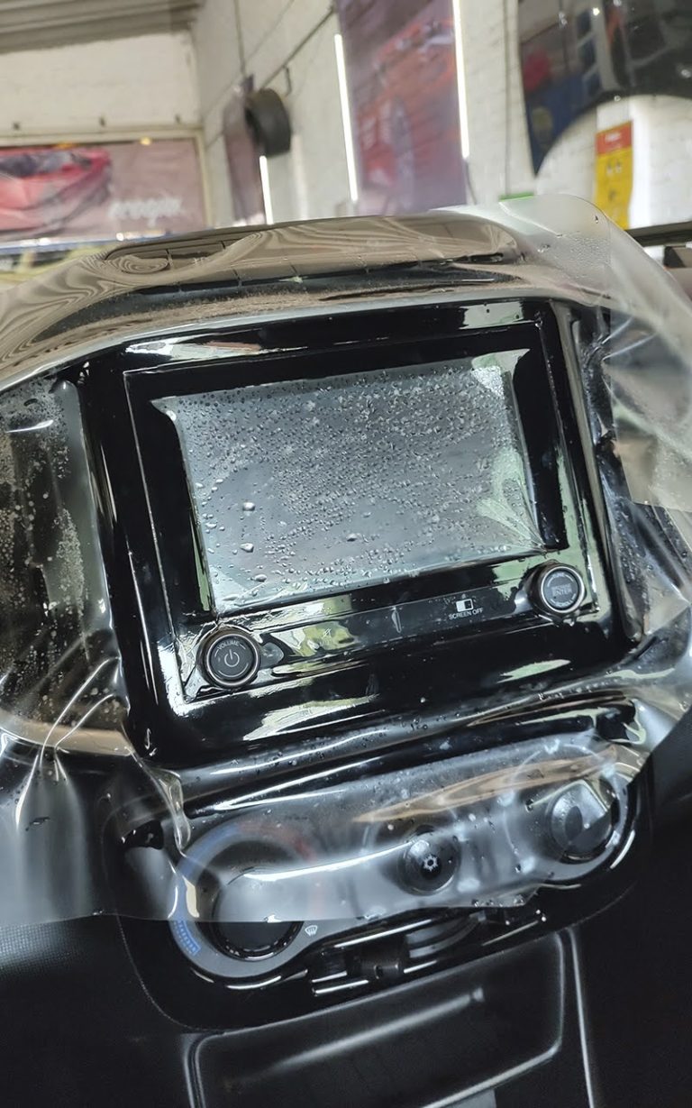 L200 ppf en interior